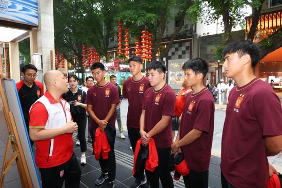 黑人做爰免费视频