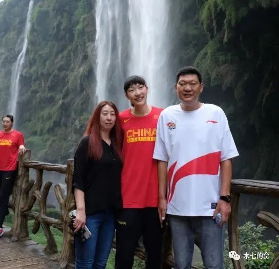欧美成人自拍视频